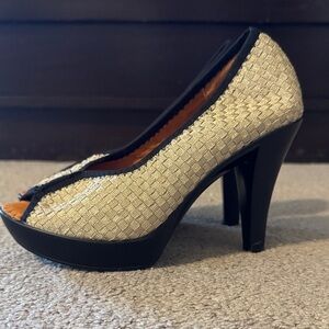 Bernie Mev Woven Pumps